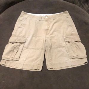 Nautica Jeans Co. Cargo Shorts. Tan. 36W.